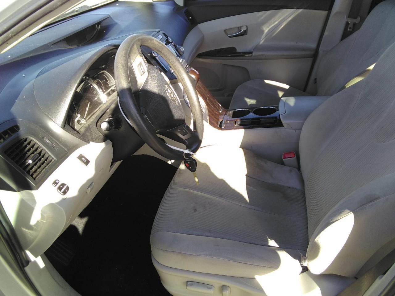 2011 TOYOTA VENZA - Фото 7