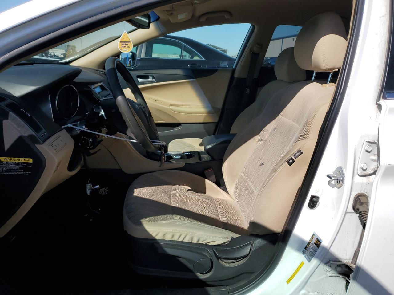 2013 HYUNDAI SONATA GLS - Image 7