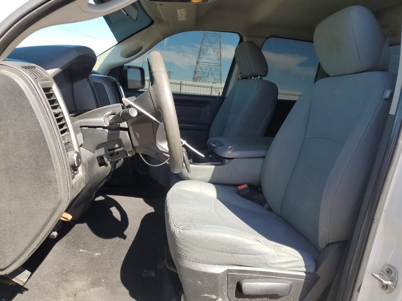2018 RAM 1500 ST - Image 7