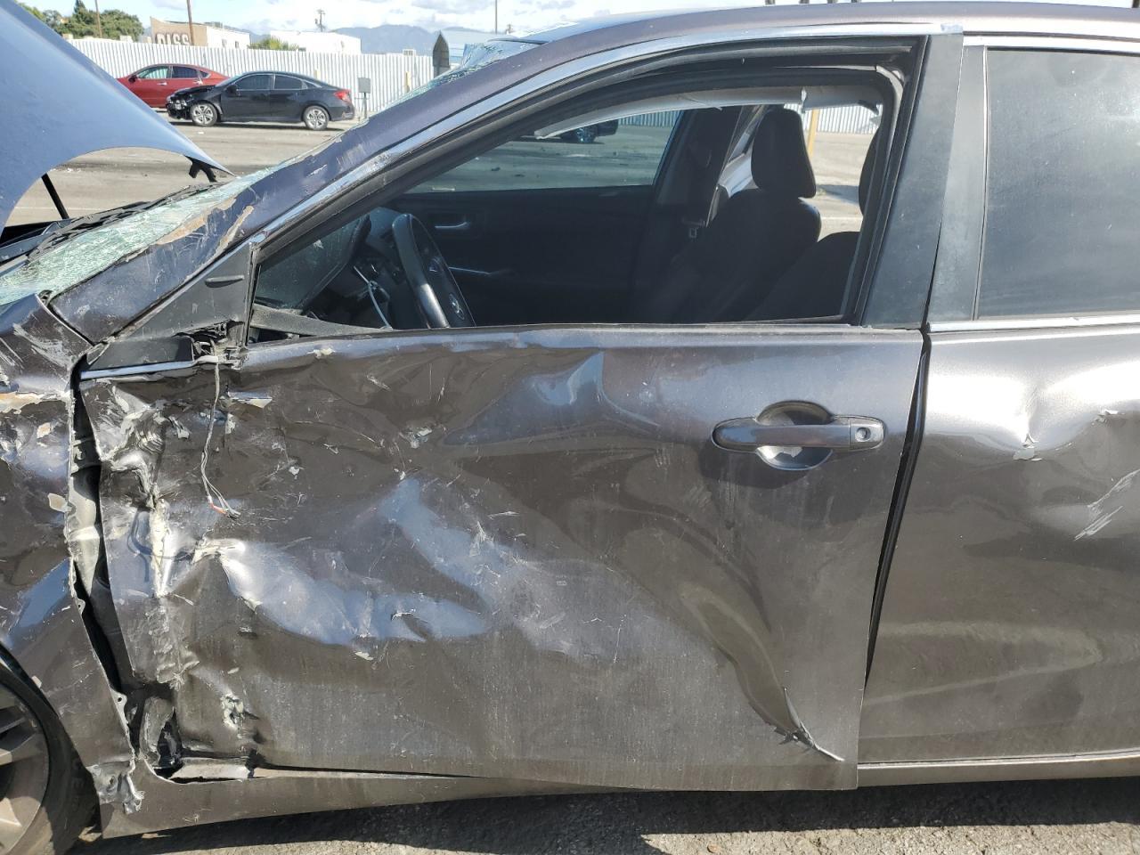2015 TOYOTA CAMRY LE - Image 7