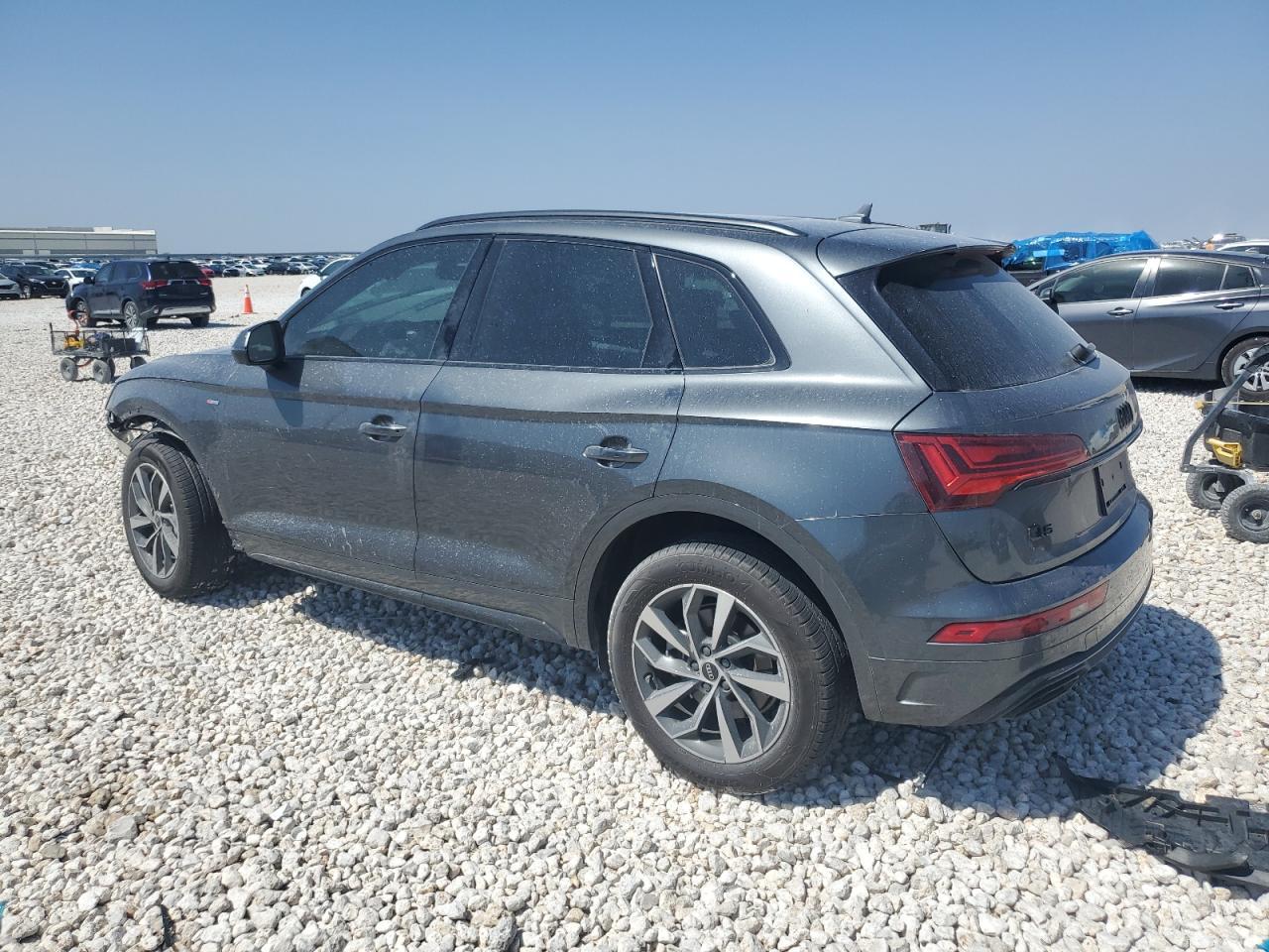 2024 AUDI Q5 PREMIUM - Image 2