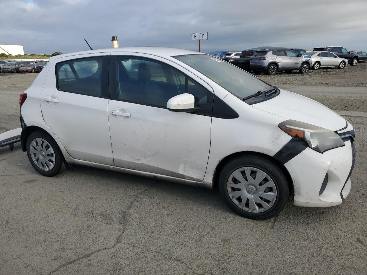 2015 TOYOTA YARIS - Image 4