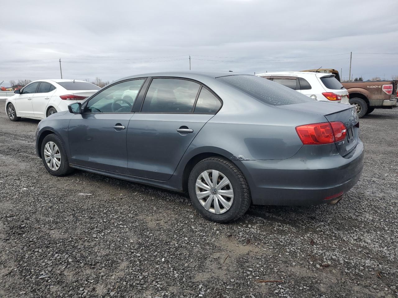 2013 VOLKSWAGEN JETTA BASE - Фото 2