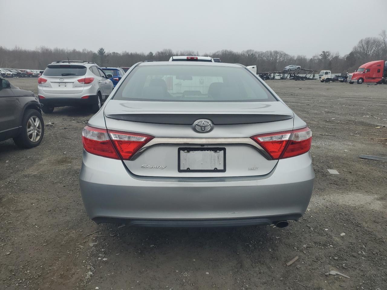 2016 TOYOTA CAMRY LE - Фото 6
