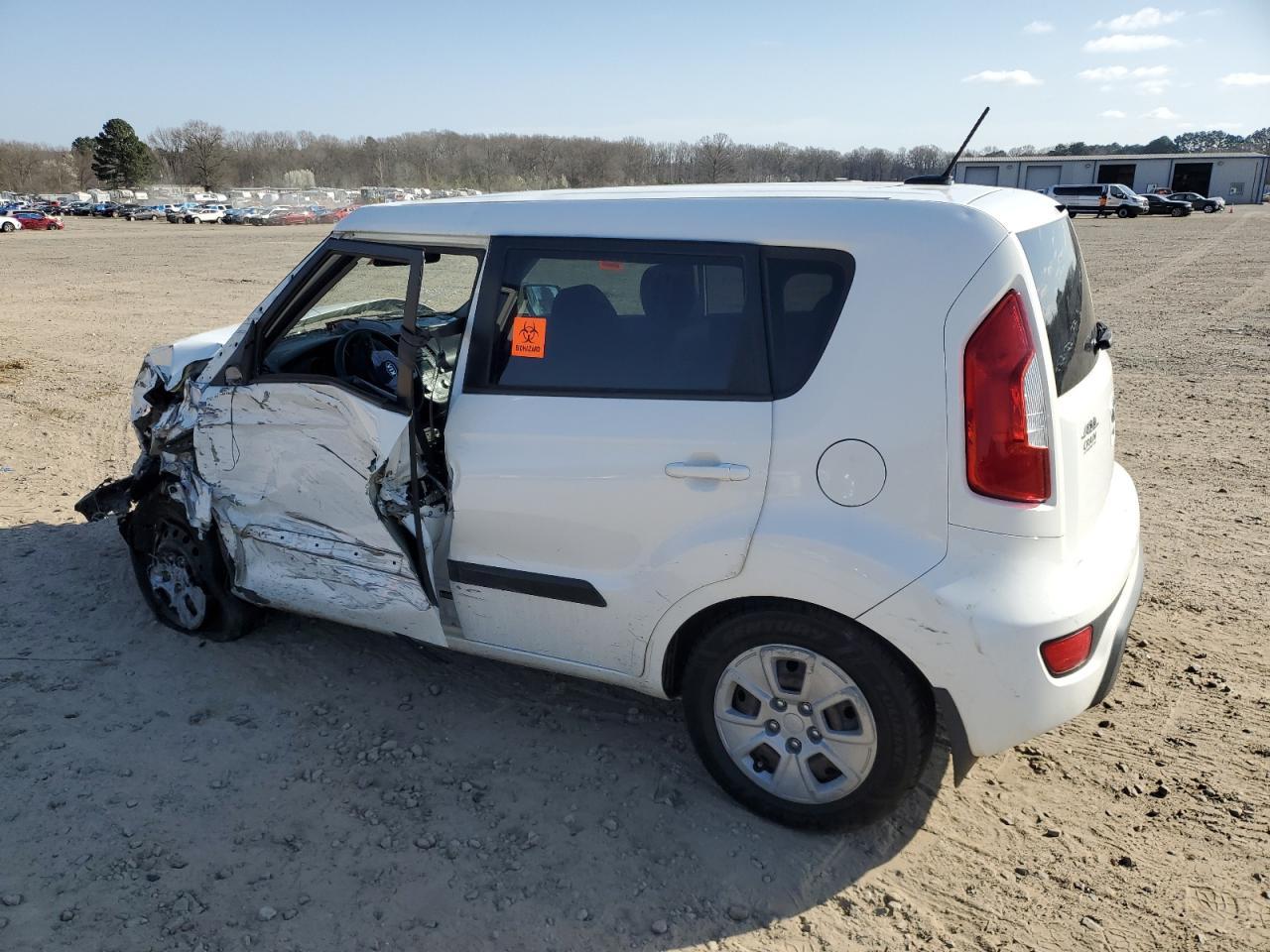 2013 KIA SOUL - Image 2