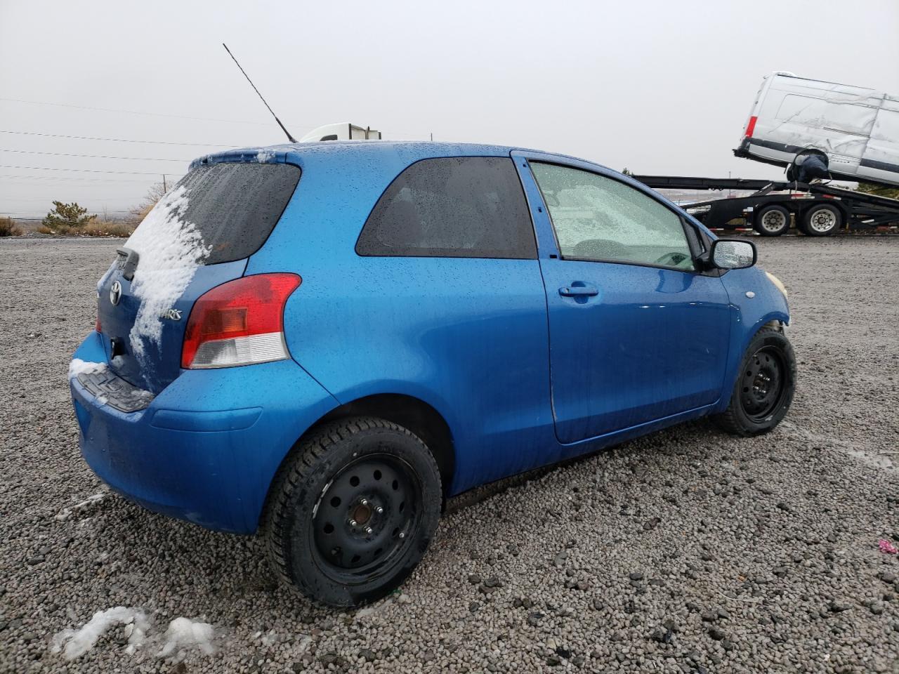 2011 TOYOTA YARIS - Фото 3