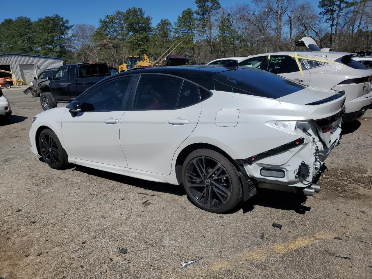 2025 TOYOTA CAMRY XSE - Фото 2