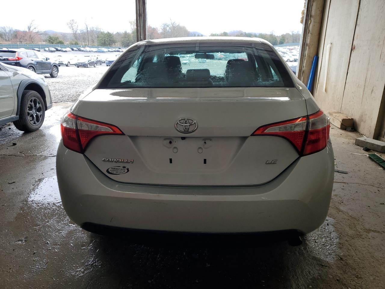 2015 TOYOTA COROLLA L - Image 6