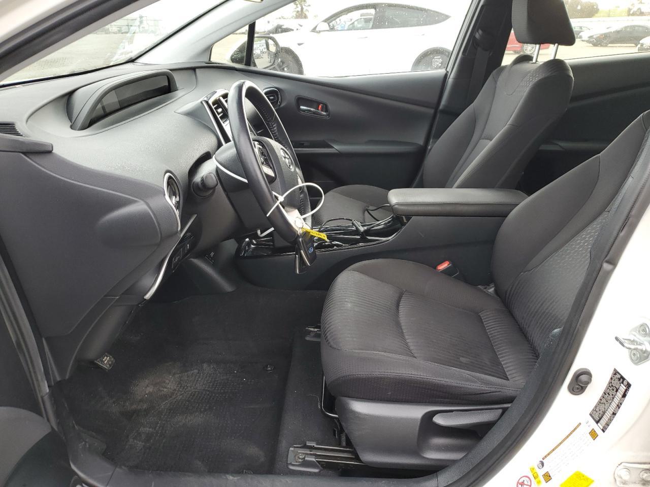 2019 TOYOTA PRIUS PRIM - Image 7
