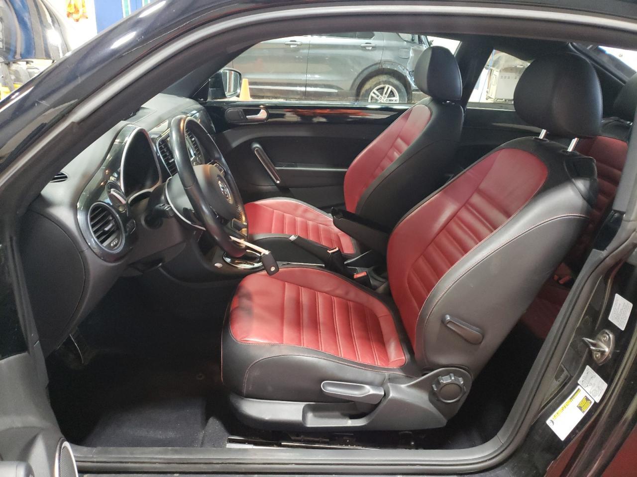 2012 VOLKSWAGEN BEETLE TUR - Фото 7