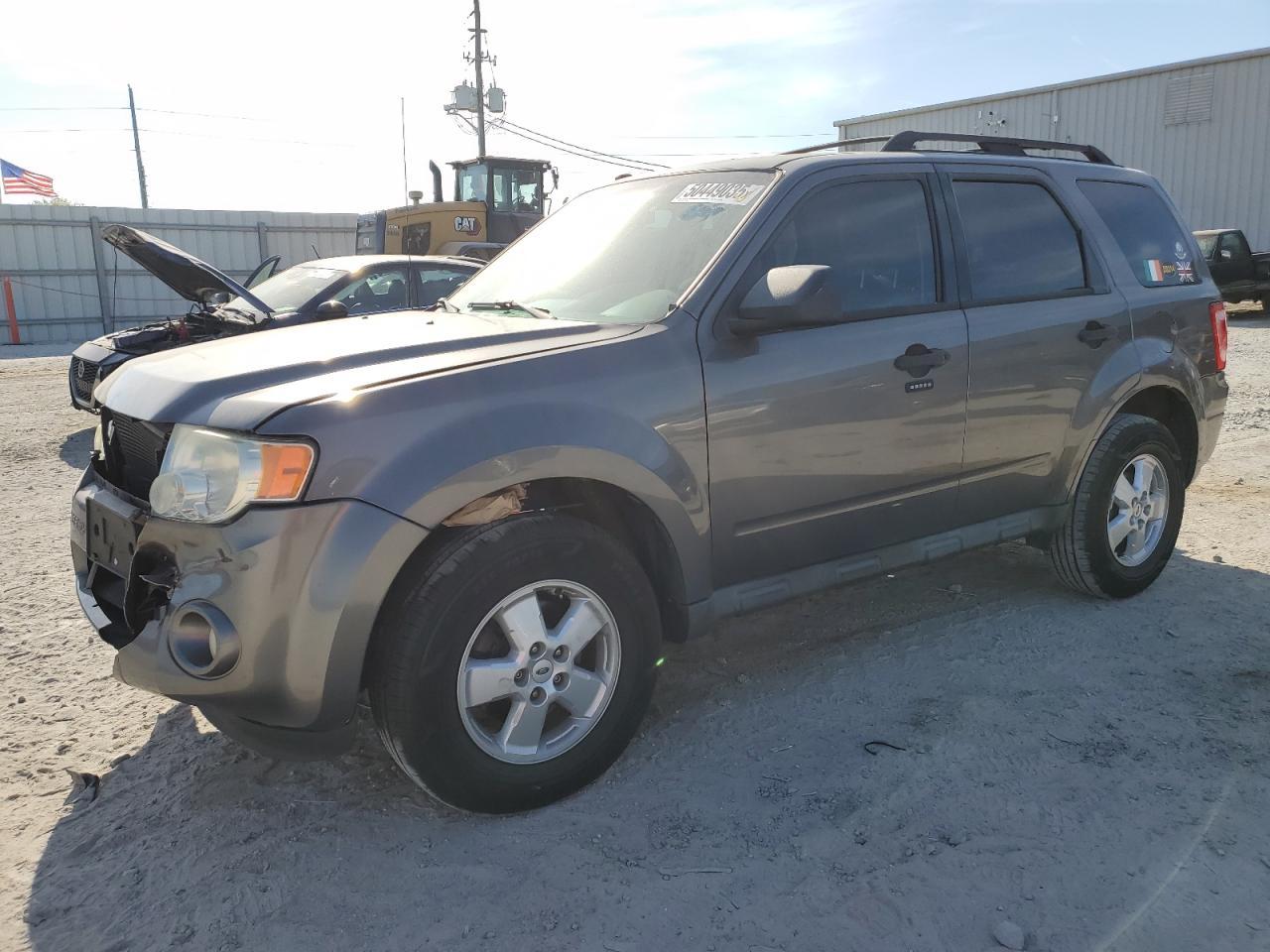 2010 FORD ESCAPE XLT