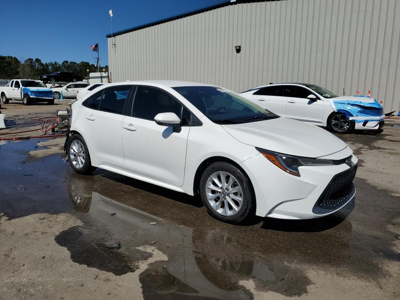 2021 TOYOTA COROLLA LE - Фото 4