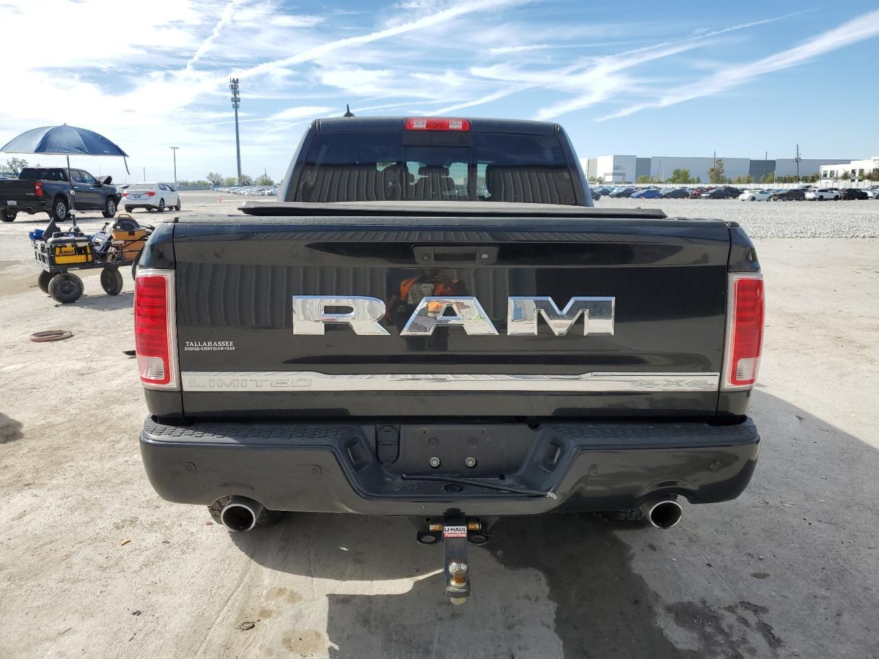 2017 RAM 1500 LONGH - Фото 6