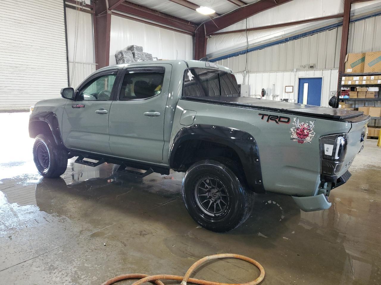 2023 TOYOTA TACOMA DOU - Фото 2