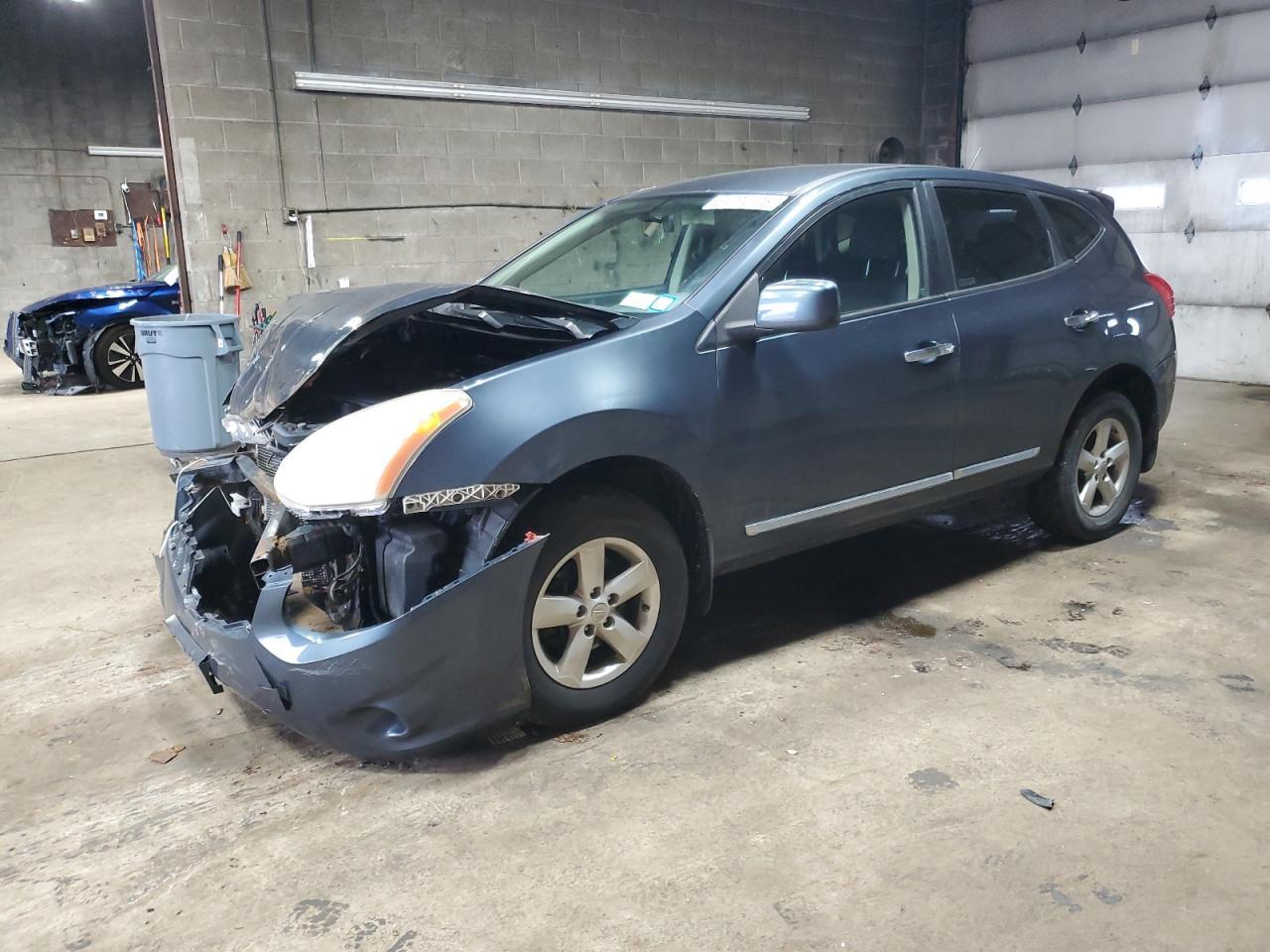 2013 NISSAN ROGUE S