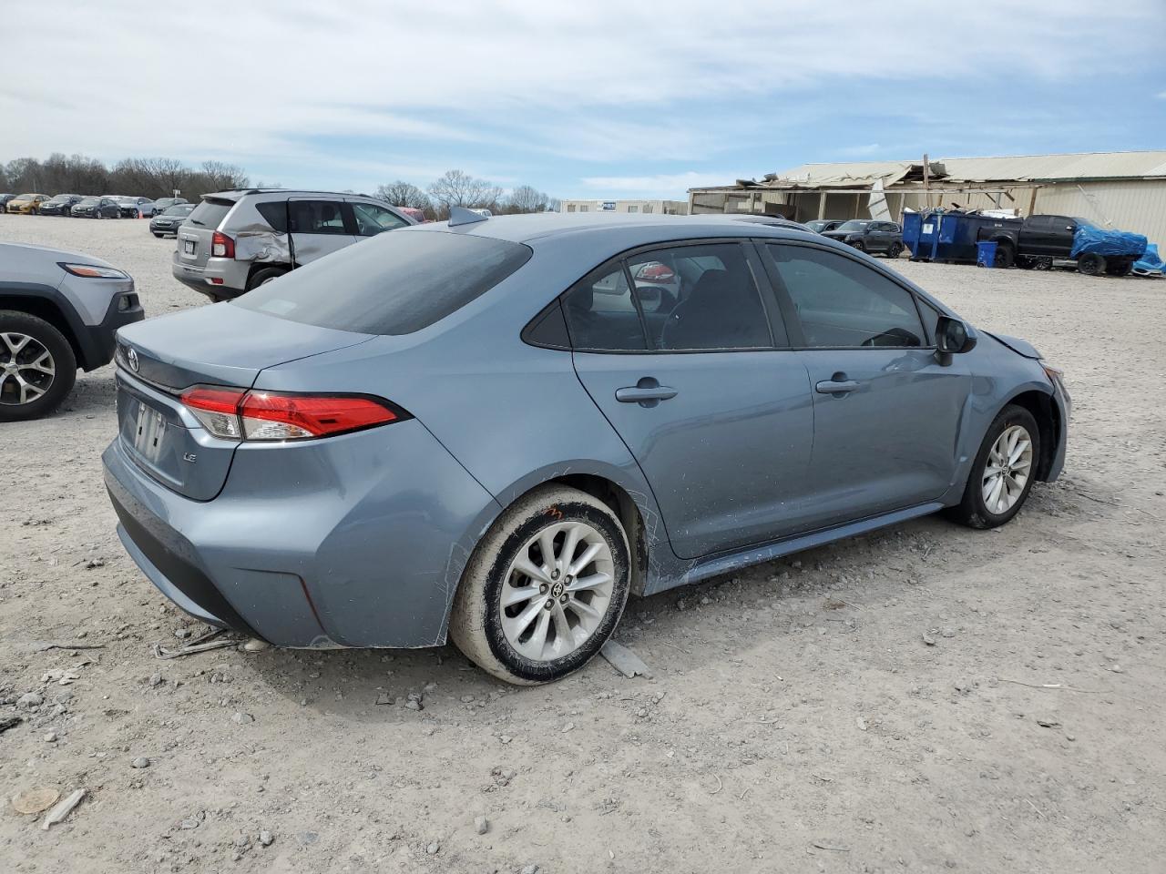 2021 TOYOTA COROLLA LE - Фото 3