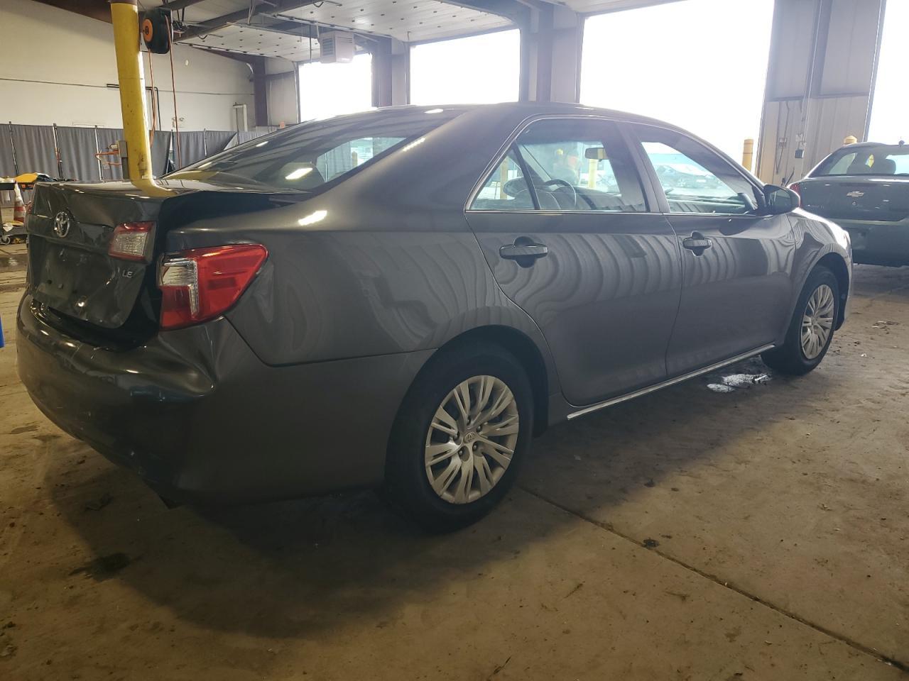 2014 TOYOTA CAMRY L - Image 3