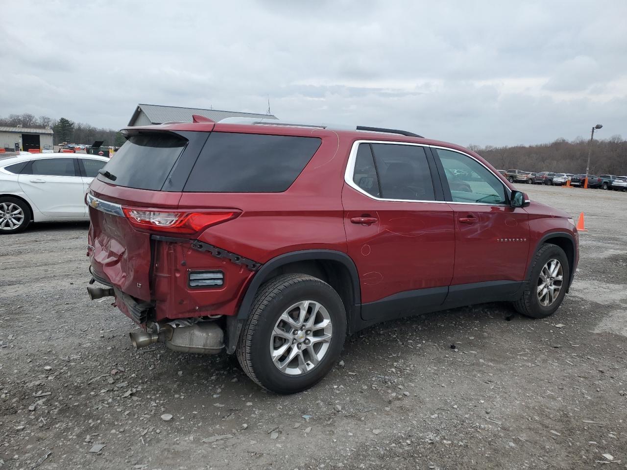 2018 CHEVROLET TRAVERSE L - Фото 3