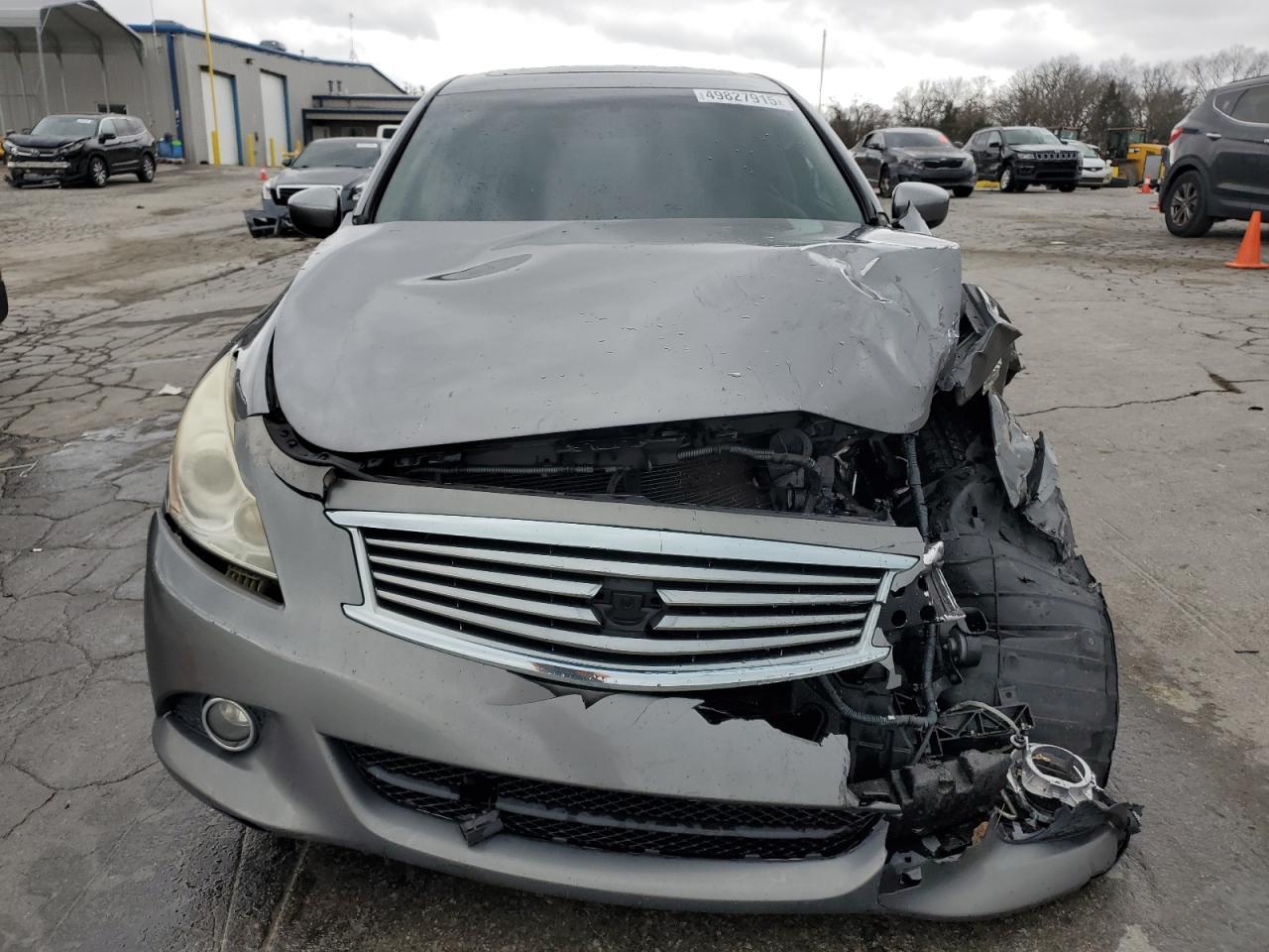 2011 INFINITI G37 - Image 5
