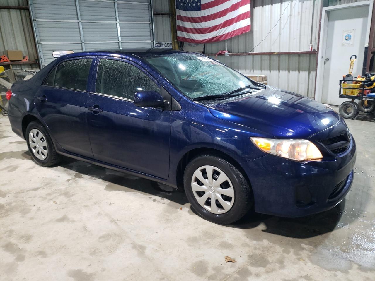 2013 TOYOTA COROLLA BA - Фото 4