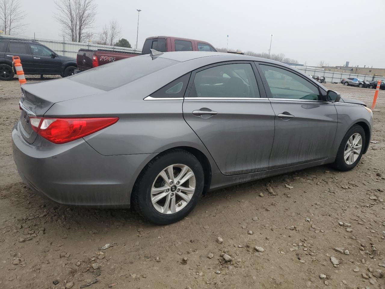 2013 HYUNDAI SONATA GLS - Image 3