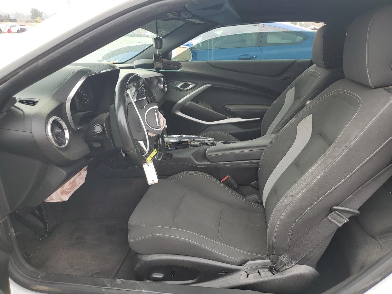 2018 CHEVROLET CAMARO LT - Image 7