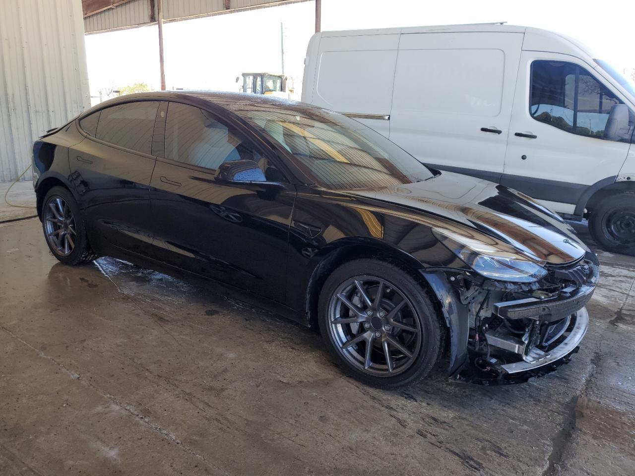 2021 TESLA MODEL 3 - Image 4