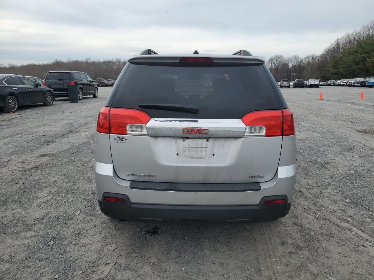 2014 GMC TERRAIN SL - Image 6