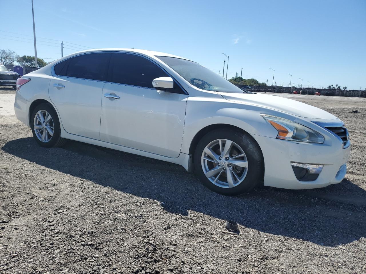 2015 NISSAN ALTIMA 2.5 - Image 4