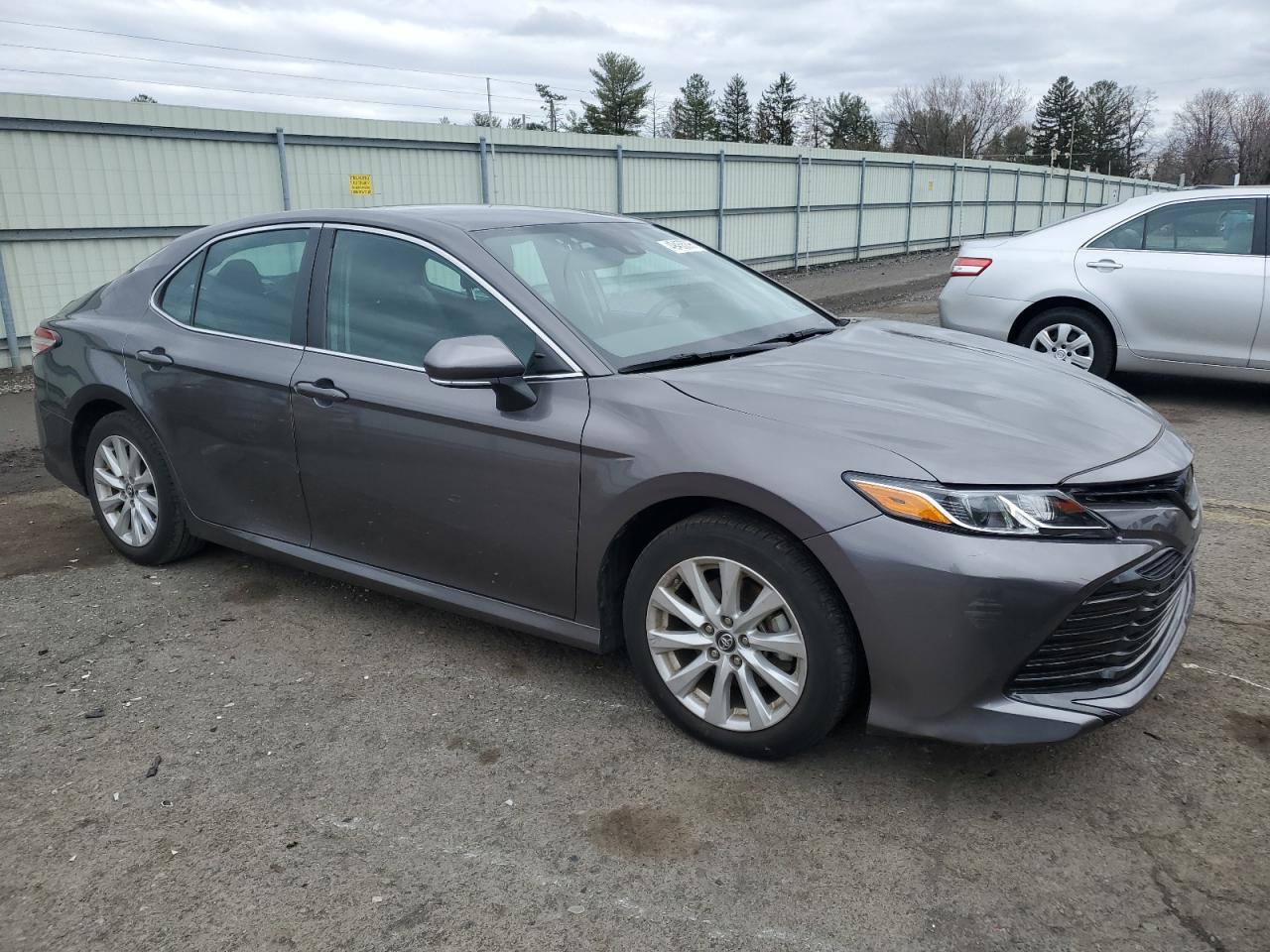 2019 TOYOTA CAMRY L - Фото 4