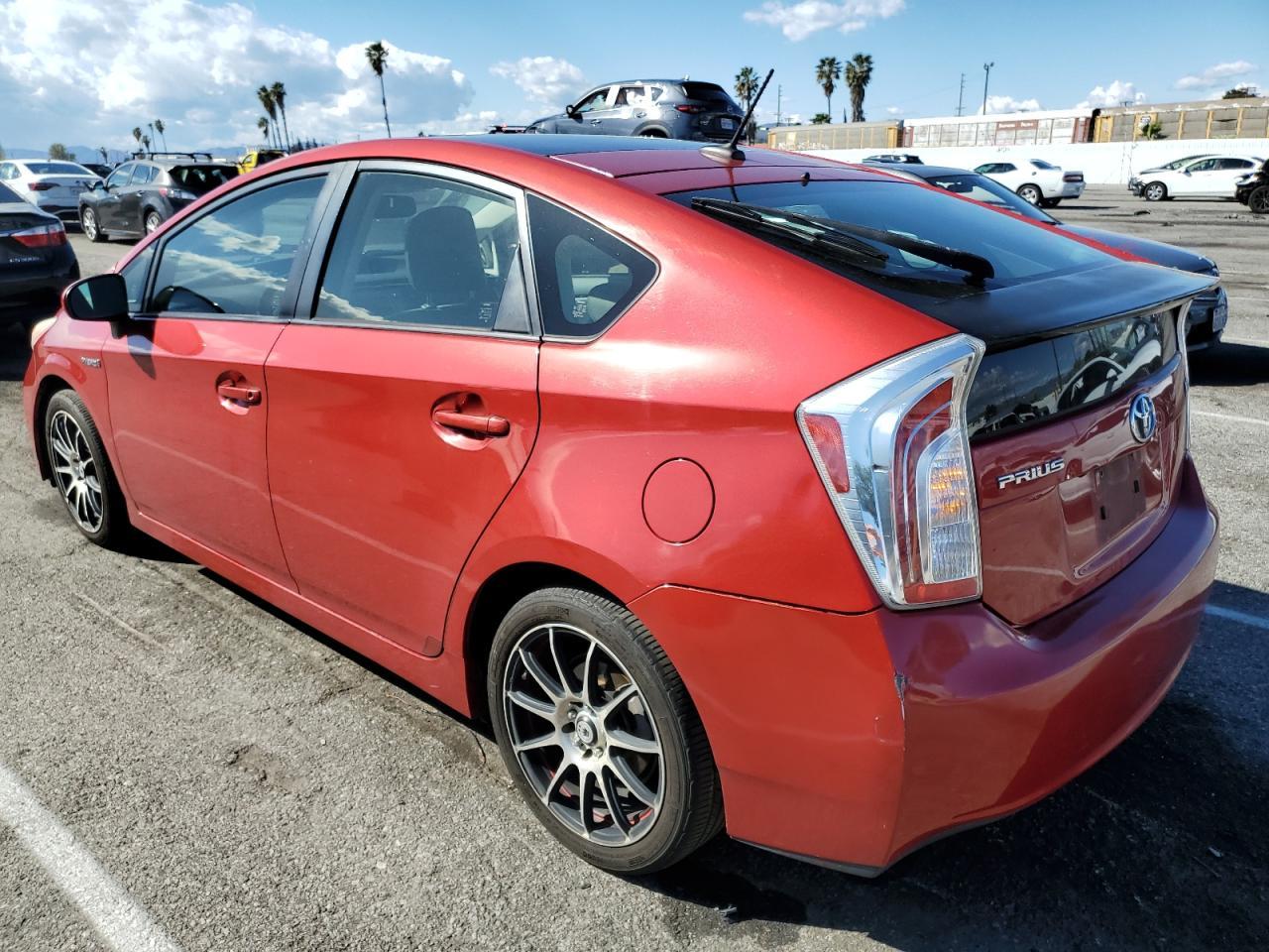 2013 TOYOTA PRIUS - Image 2