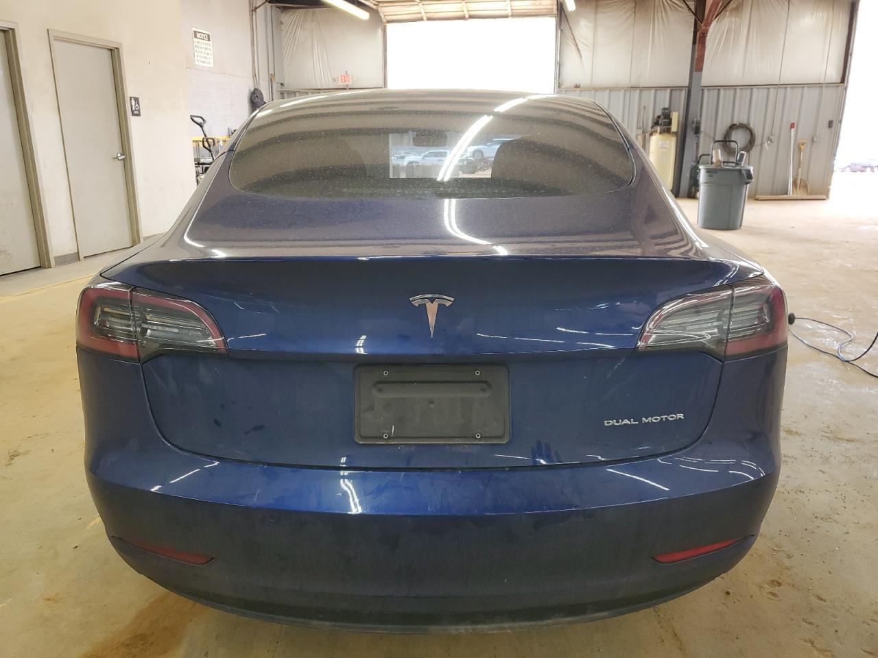 2022 TESLA MODEL 3 - Image 6