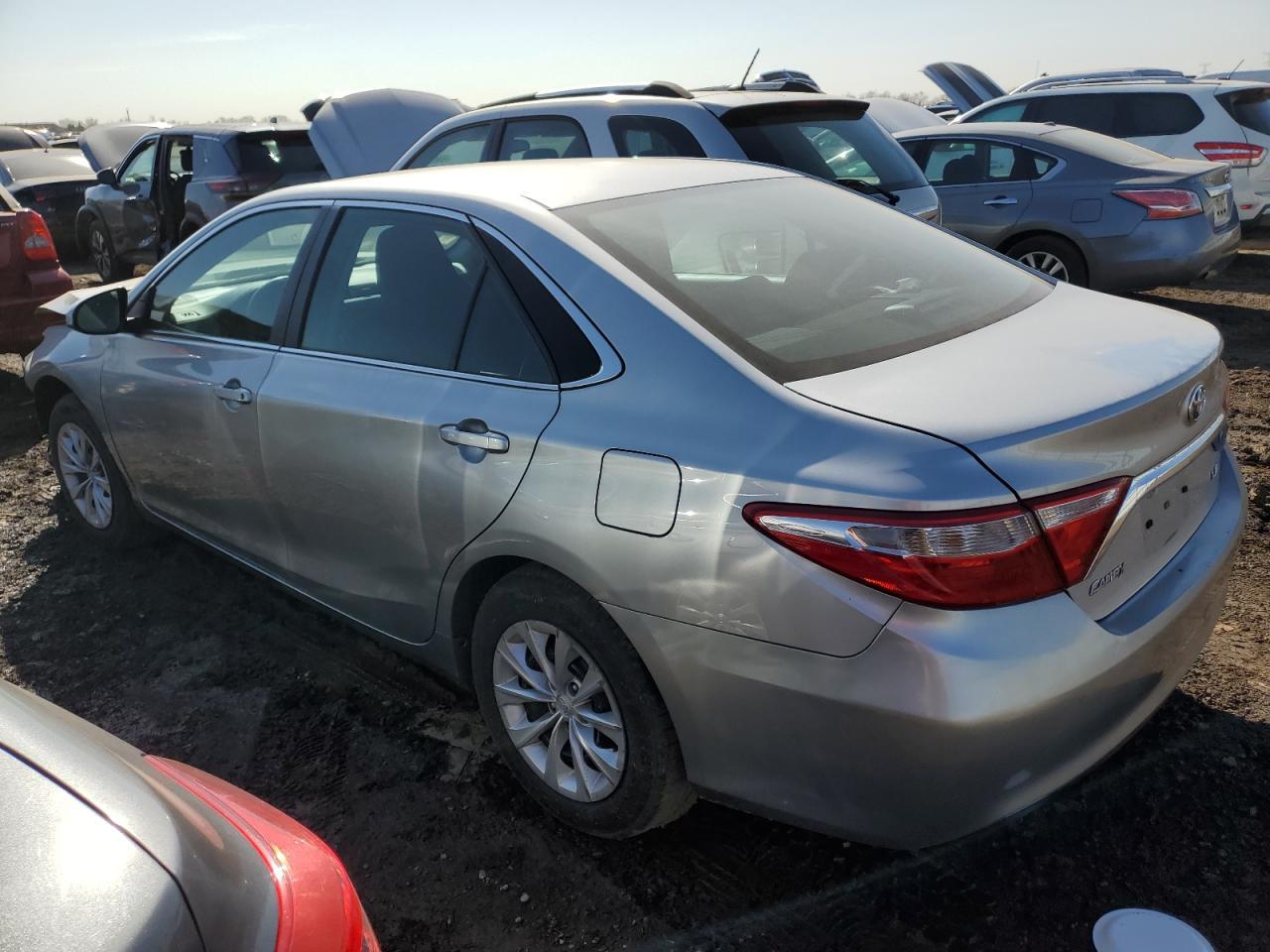 2017 TOYOTA CAMRY LE - Image 2