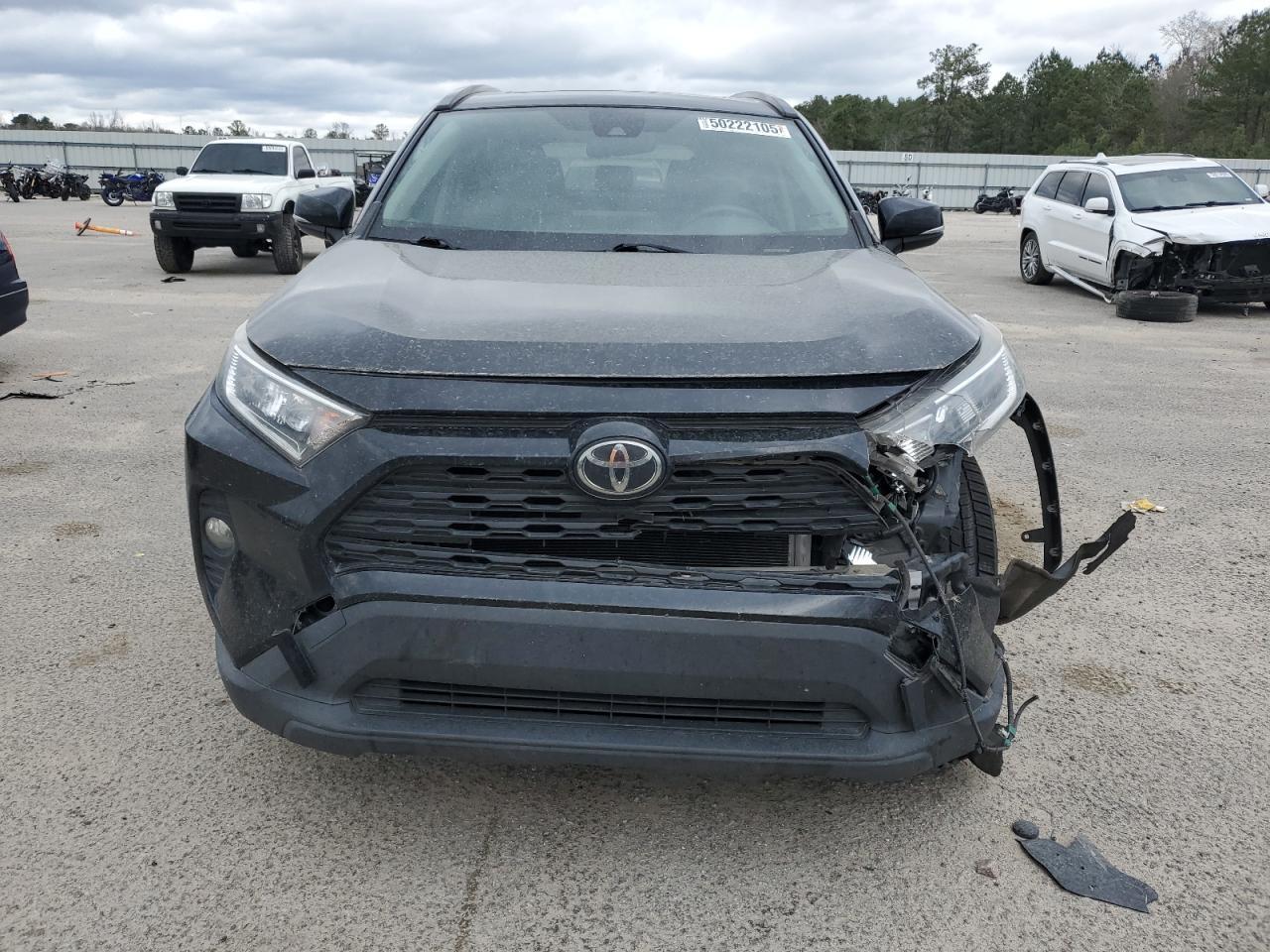 2019 TOYOTA RAV4 XLE P - Фото 5