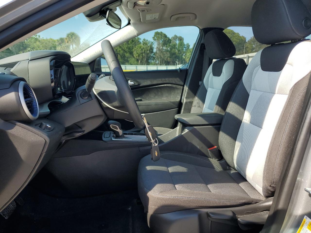 2024 CHEVROLET TRAX LS - Фото 7