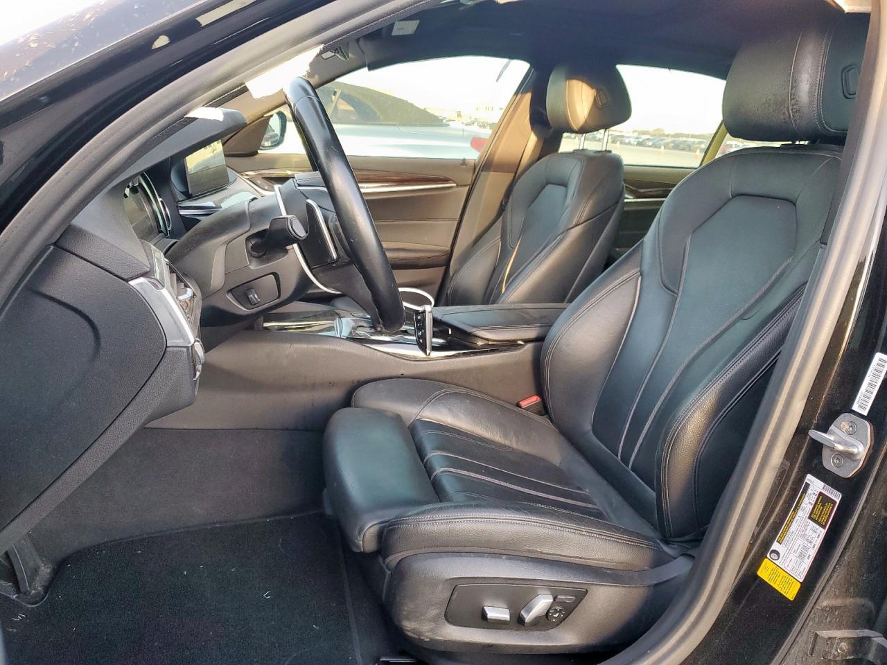 2018 BMW 530 I - Фото 7