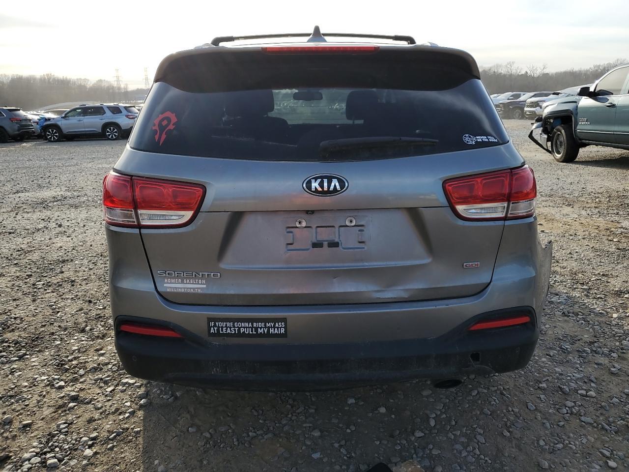 2017 KIA SORENTO LX - Фото 6