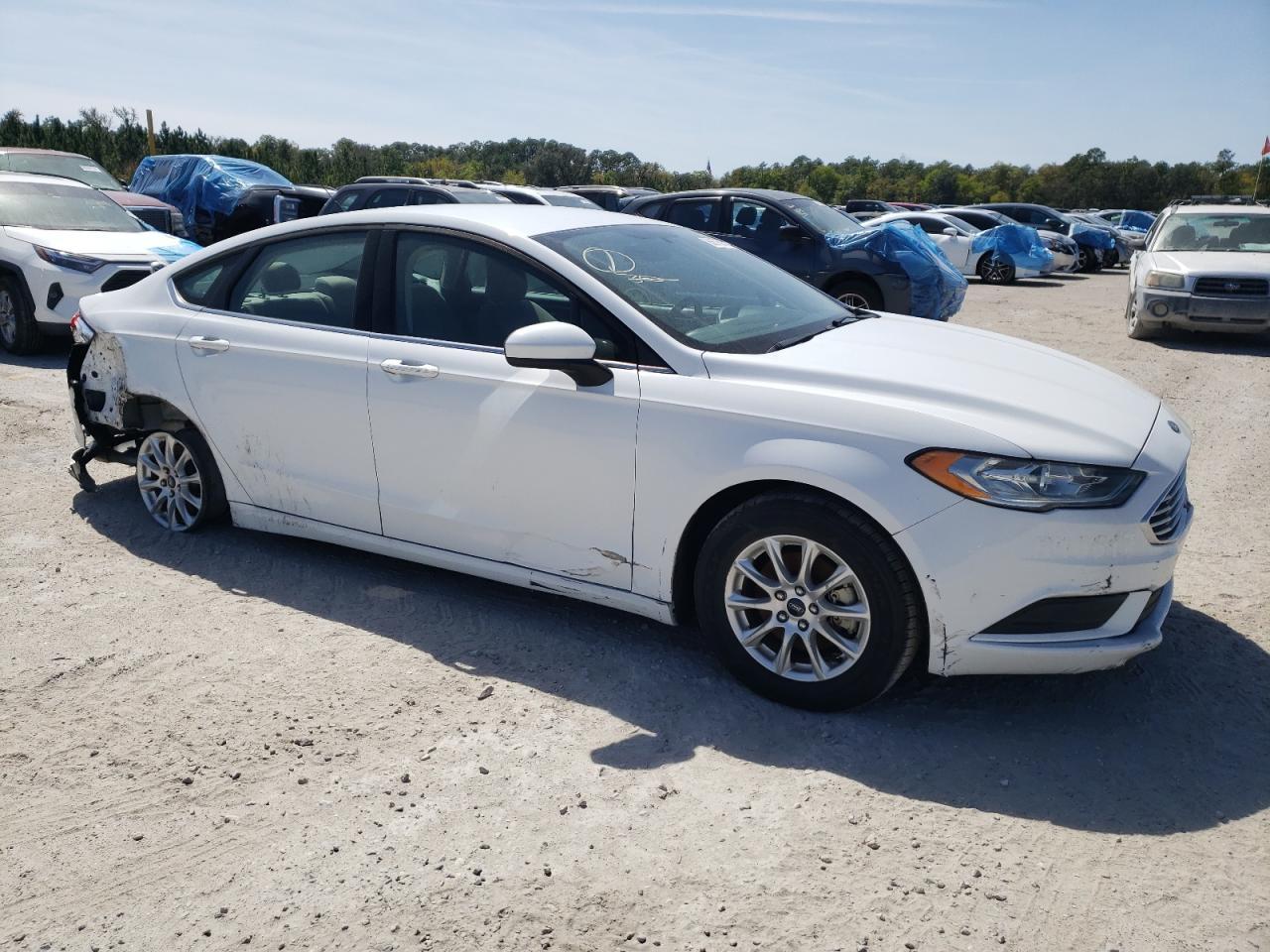 2017 FORD FUSION S - Фото 4