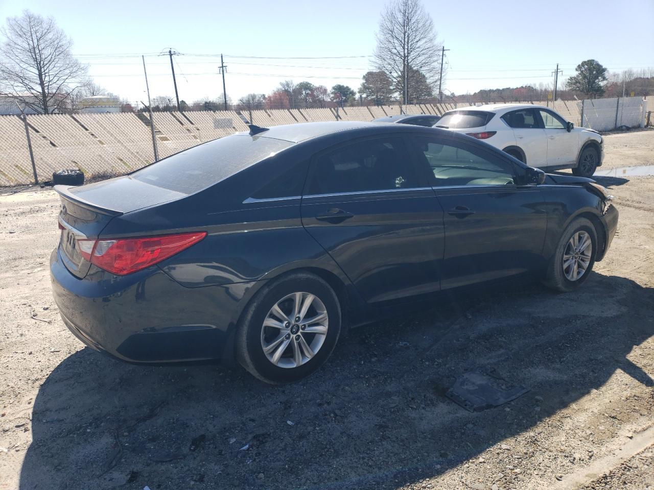 2013 HYUNDAI SONATA GLS - Image 3