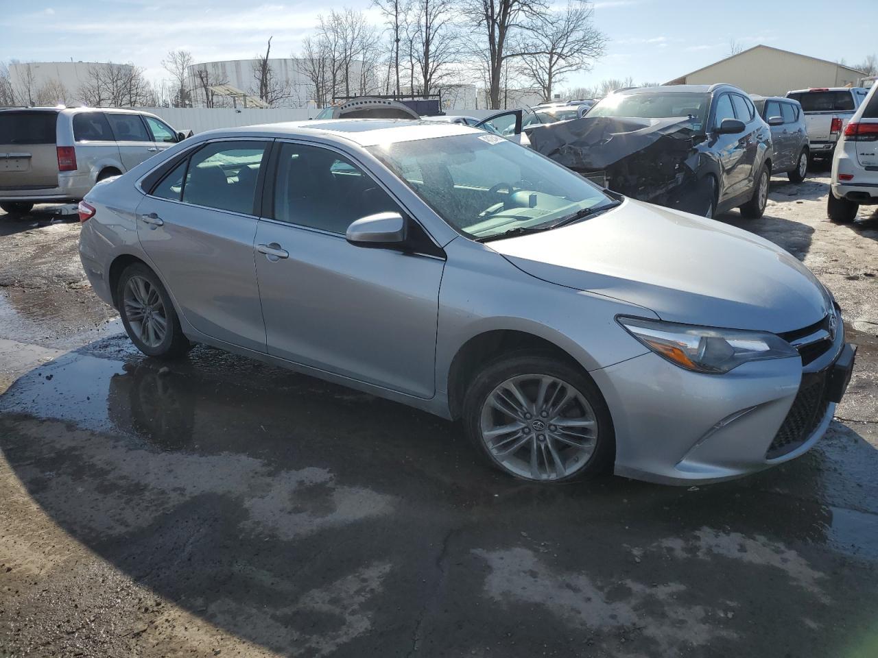 2016 TOYOTA CAMRY LE - Фото 4