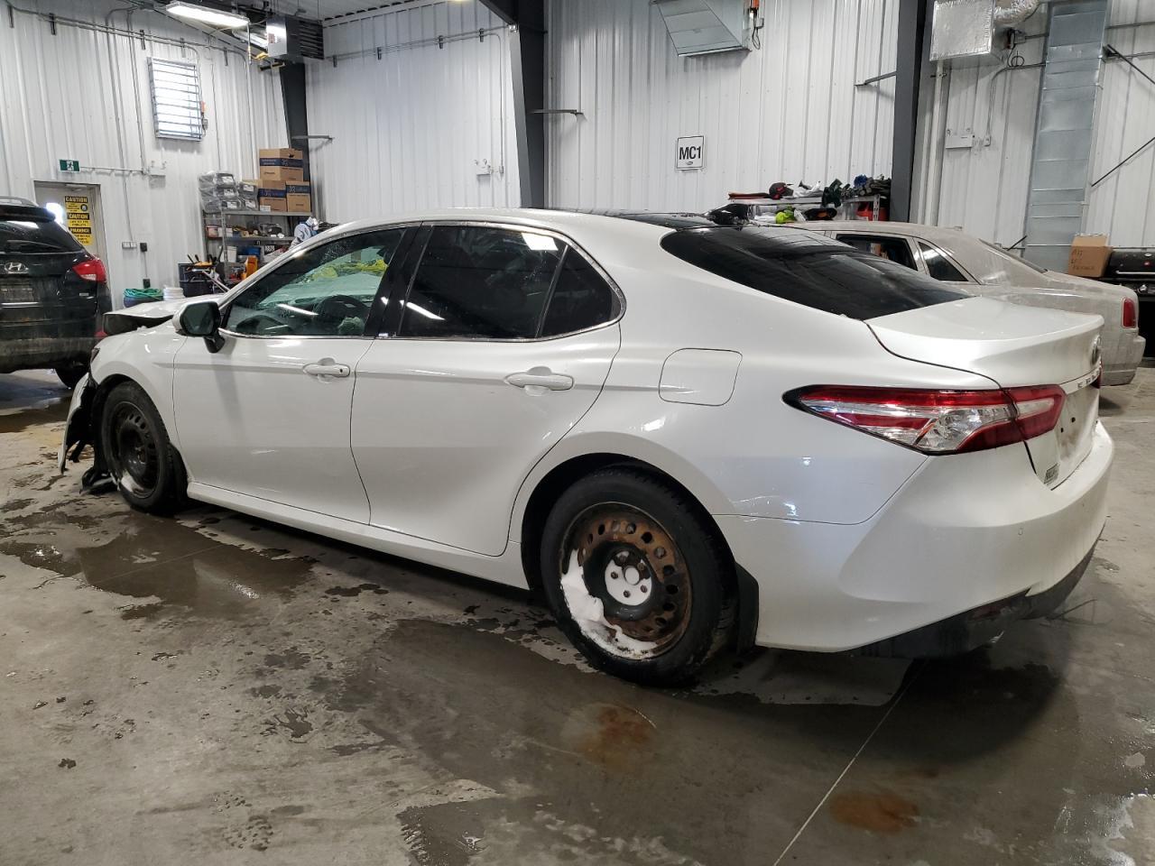 2018 TOYOTA CAMRY XSE - Фото 2