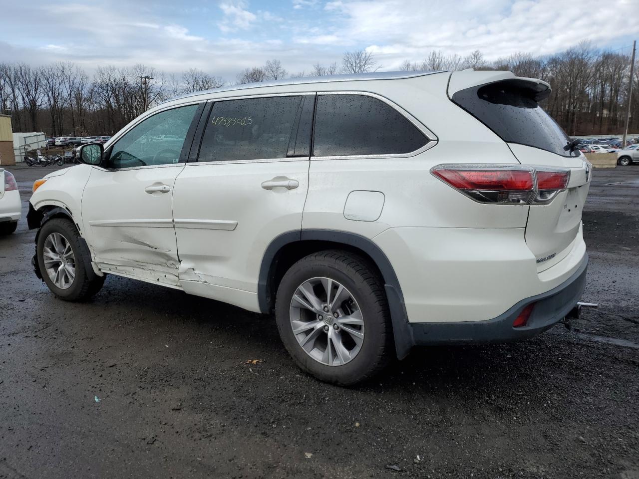 2014 TOYOTA HIGHLANDER - Фото 2