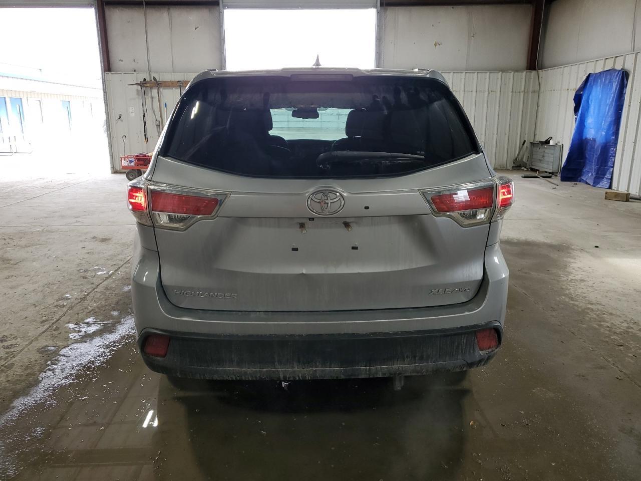 2015 TOYOTA HIGHLANDER - Фото 6