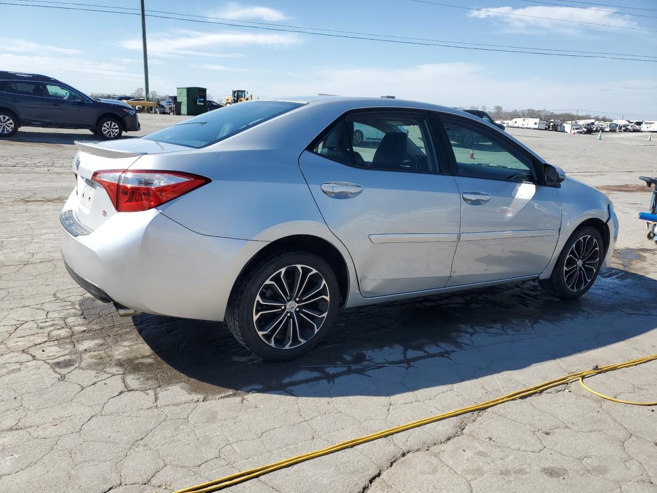 2014 TOYOTA COROLLA L - Image 3