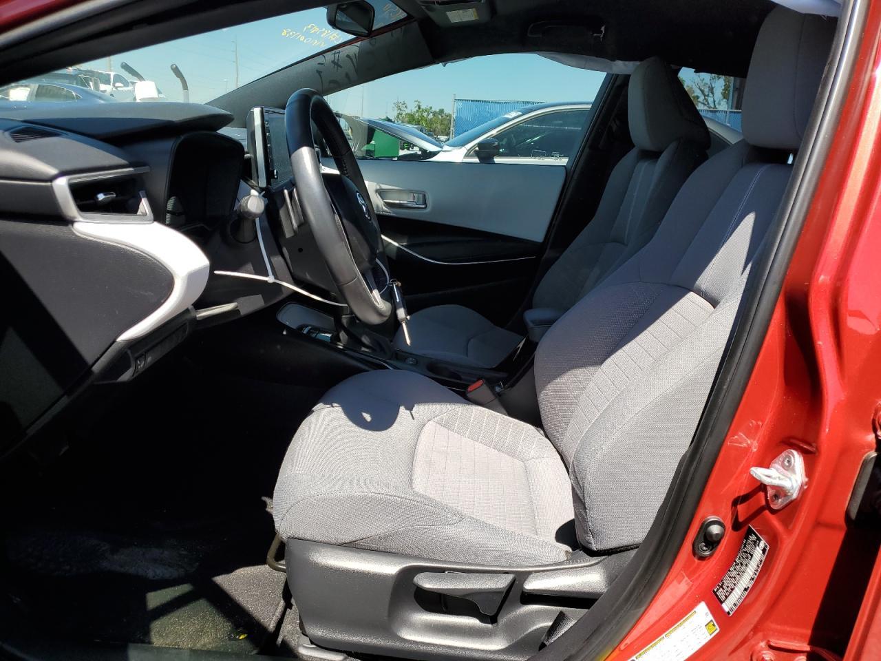2020 TOYOTA COROLLA SE - Фото 7