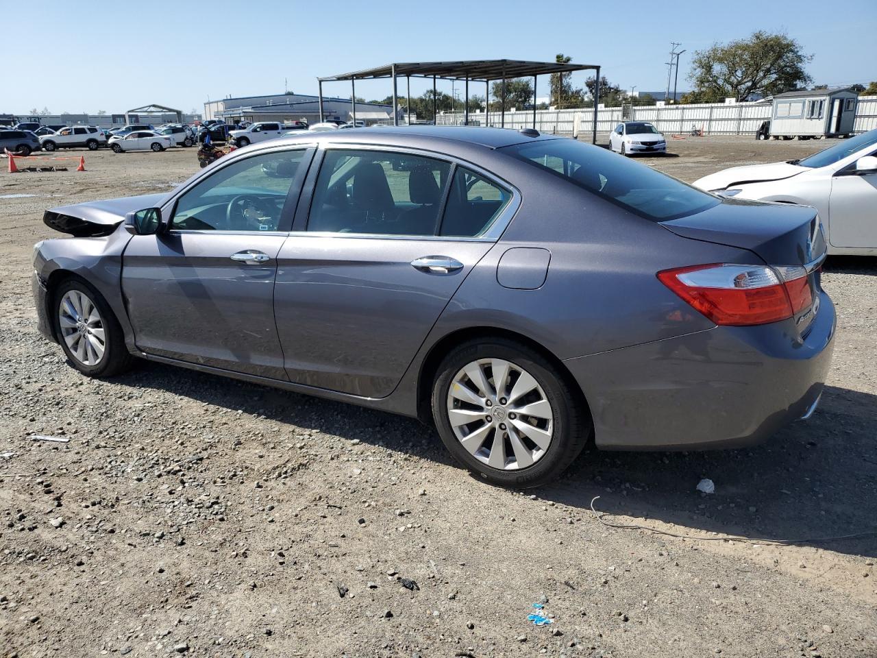 2015 HONDA ACCORD EXL - Image 2