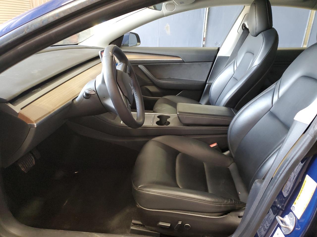2022 TESLA MODEL 3 - Фото 7