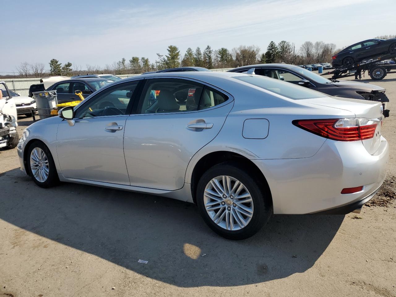 2014 LEXUS ES 350 - Image 2