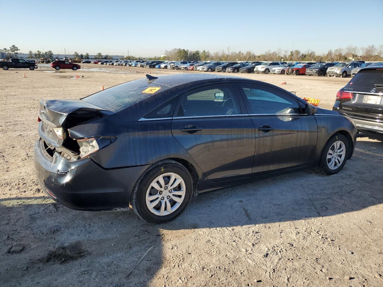 2011 HYUNDAI SONATA GLS - Image 3
