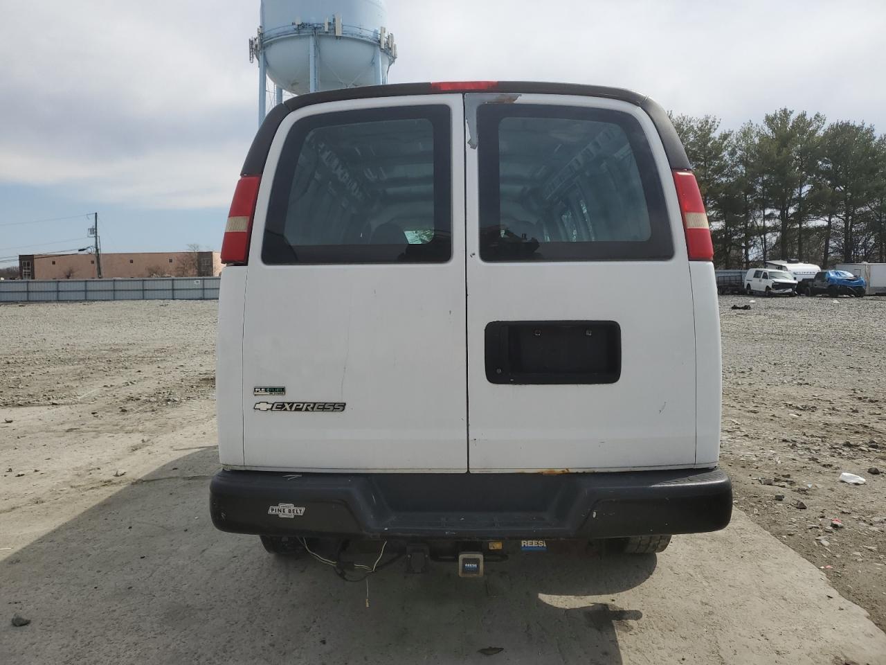 2010 CHEVROLET EXPRESS G3 - Фото 6